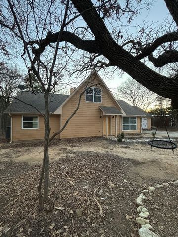 90 County Road 2256, Valley View, TX 76272