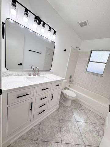 11036 Einbender Rd, Orlando, FL 32825