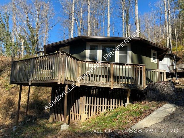 25 Howland Rd #R13, Asheville, NC 28804