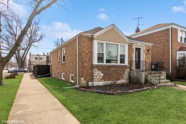 5201 W  Foster Ave, Chicago, IL 60630