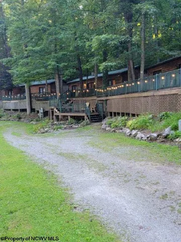 84 Scenic Ridge Rd, Elkins, WV 26241
