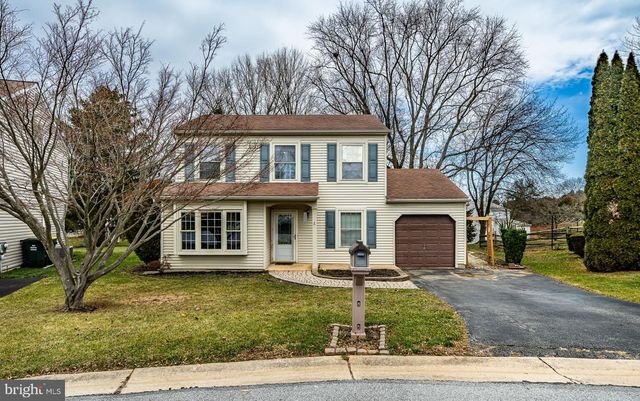 1305 Decatur Ct, Downingtown, PA 19335