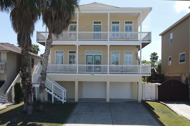 121 E  Red Snapper St, South Padre Island, TX 78597
