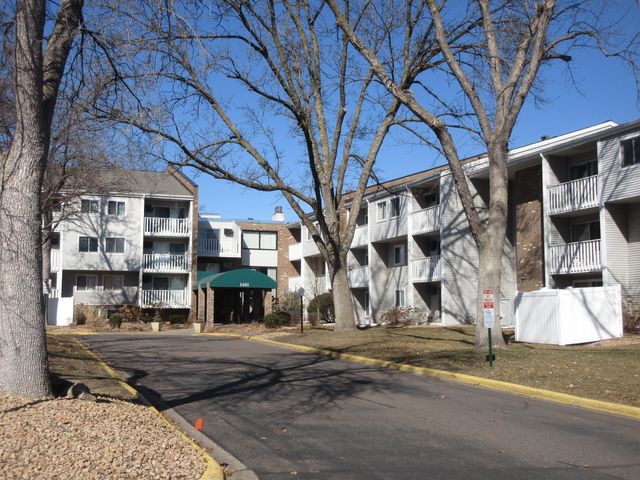 1601 N  Innsbruck Dr NE #344, Fridley, MN 55432