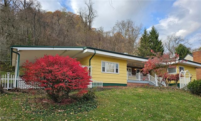 5105 Atchison Rd, Bellaire, OH 43906