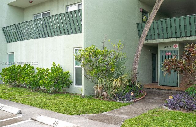 8913 NW 28th Dr #D, Coral Springs, FL 33065