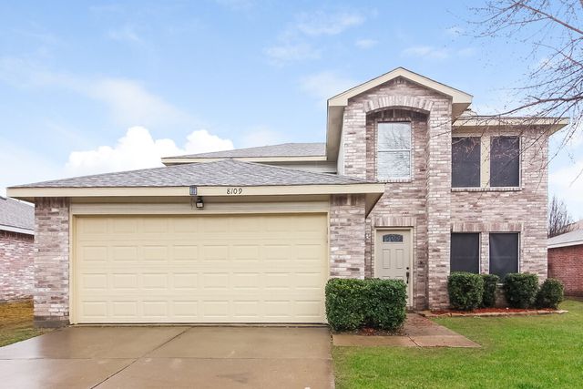 8109 Canoe Ridge Ln, Denton, TX 76210