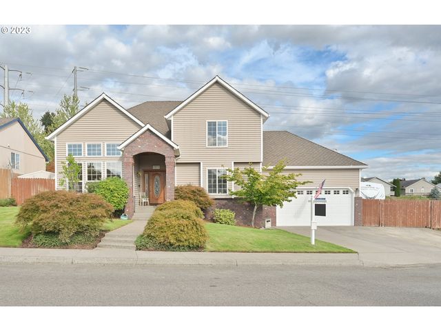 13232 SE 140th Ave, Happy Valley, OR 97086