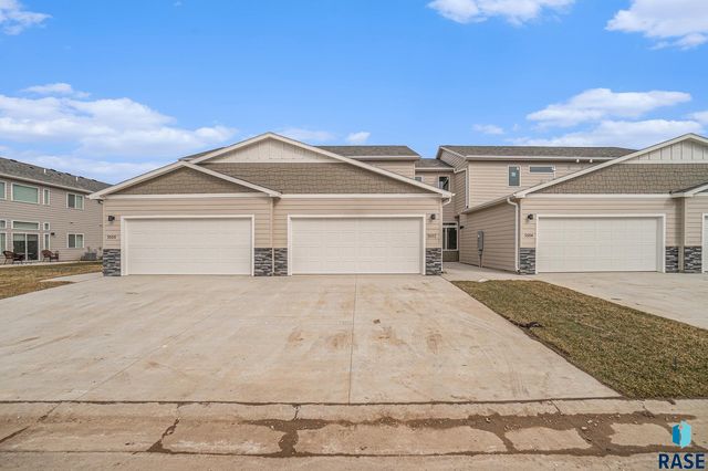 3502 S  Chalice Pl, Sioux Falls, SD 57106