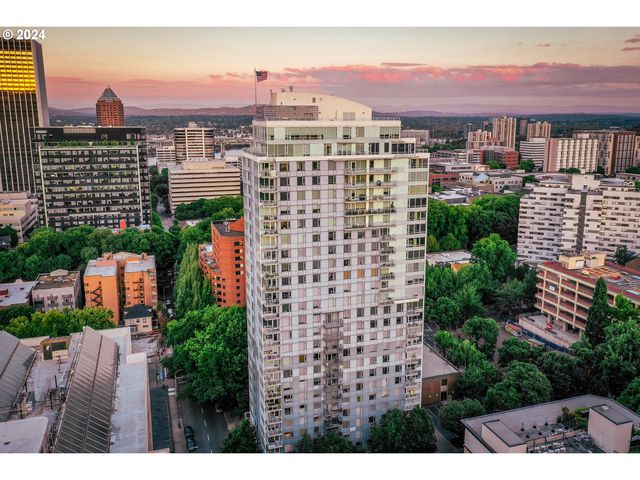 1500 SW 11th Ave #2402, Portland, OR 97201