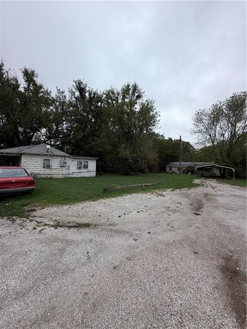 1909 & 1911 Front St, Galena, KS 66739