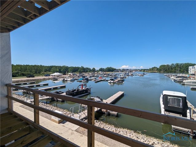 2715 S  Harbor Bay Dr   #1221, Lakeside Marblehead, OH 43440
