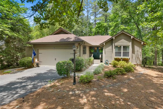 11 Pine Garden Way Dr, Salem, SC 29676