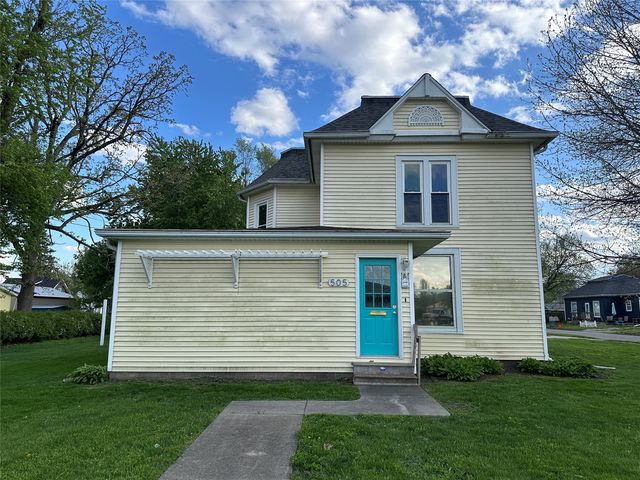 505 S  3rd Ave E, Newton, IA 50208