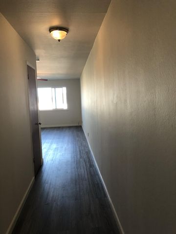 6036 Mission St #5, Daly City, CA 94014