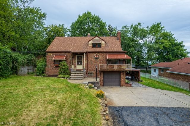4651 E  Pleasant Valley Rd, Independence, OH 44131