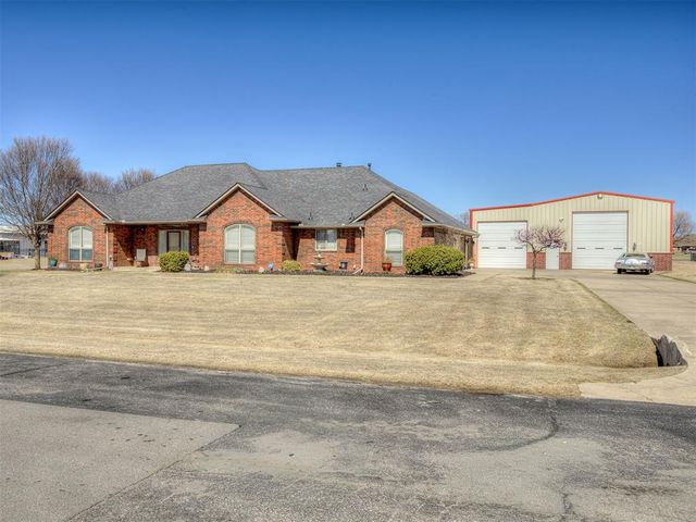 14715 Pecan Grv, Yukon, OK 73099