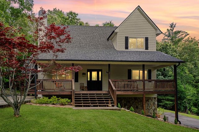 292 High Country Cir, Morganton, GA 30560