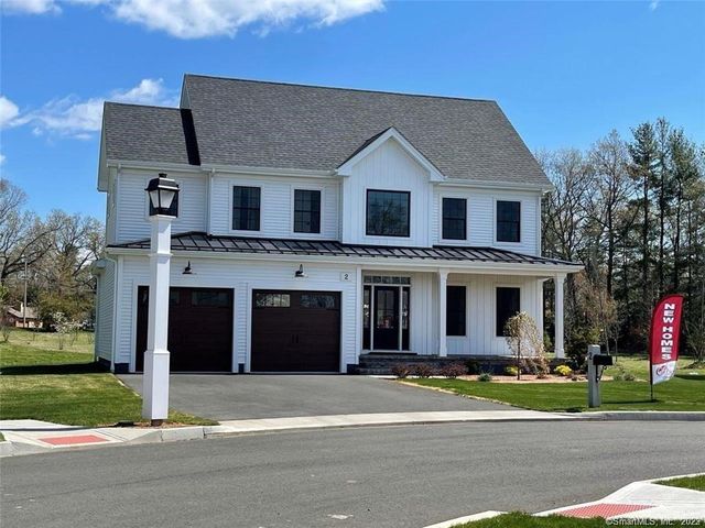 Arbor Meadow Dr, Cromwell, CT 06416