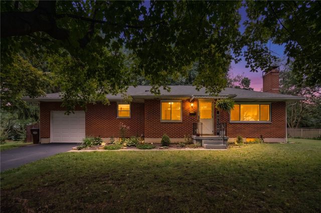 24 E  Orchard Springs Dr, Dayton, OH 45415