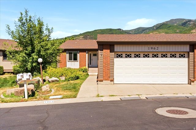 1962 N  2600 E, Layton, UT 84040