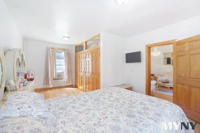 104 Division Ave #17, Brooklyn, NY 11211