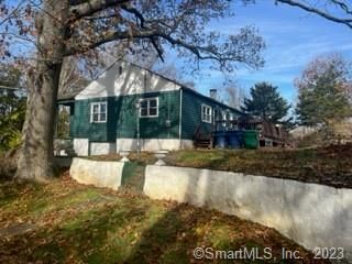 49 Gilead Rd, Waterford, CT 06385