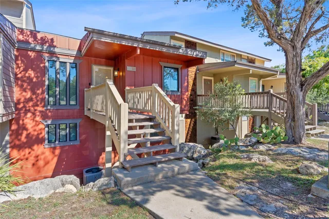 111 Comanche Point, Leander, TX 78645
