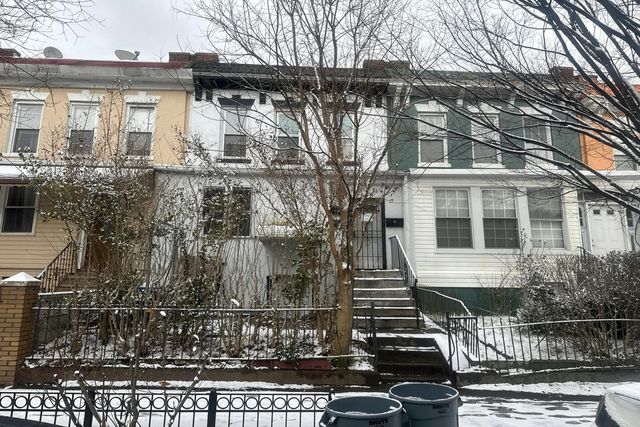 135 Grafton St, Brooklyn, NY 11212