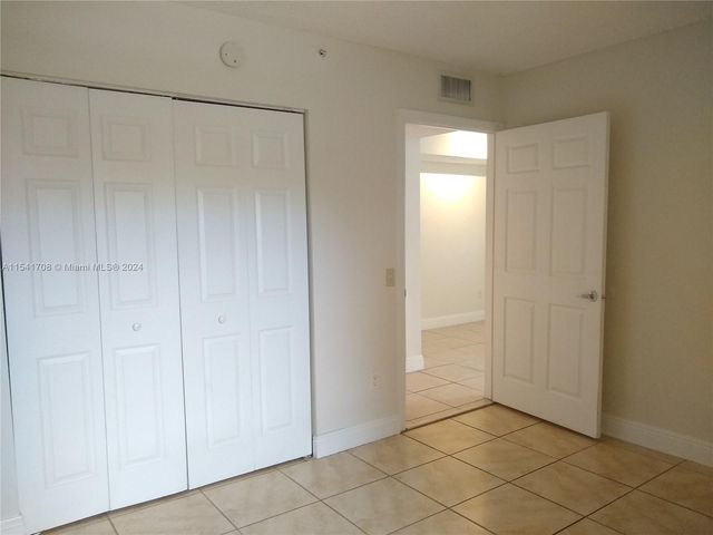165 NW 96th Ter #3201, Hollywood, FL 33024