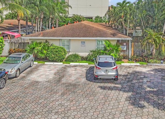 1330 Holly Heights Dr #3, Fort Lauderdale, FL 33304