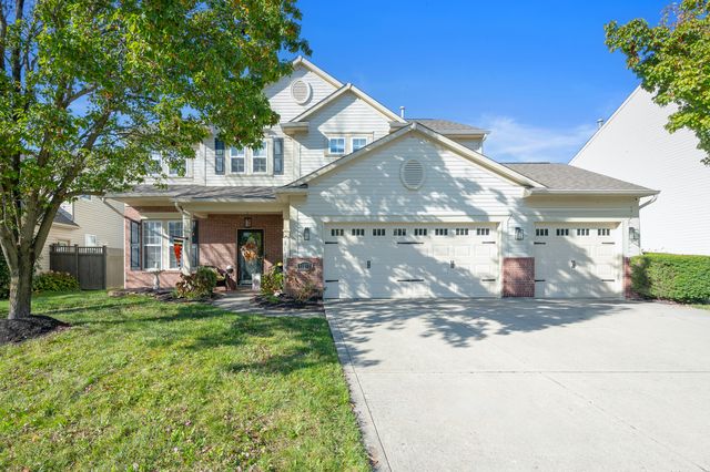 13132 Sweet Briar Pkwy, Fishers, IN 46038