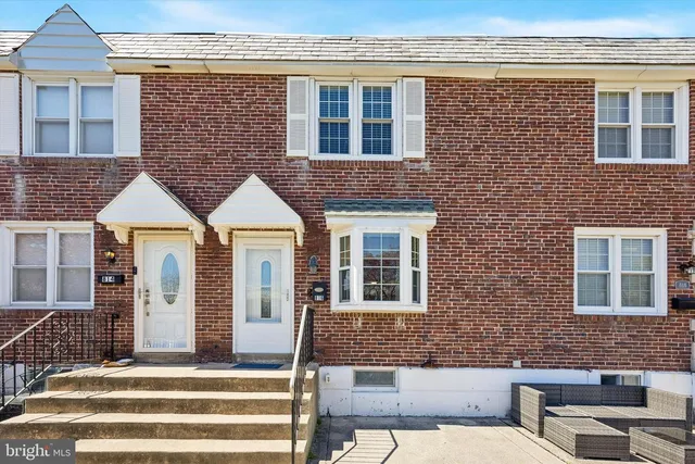 816 Crescent Dr, Glenolden, PA 19036