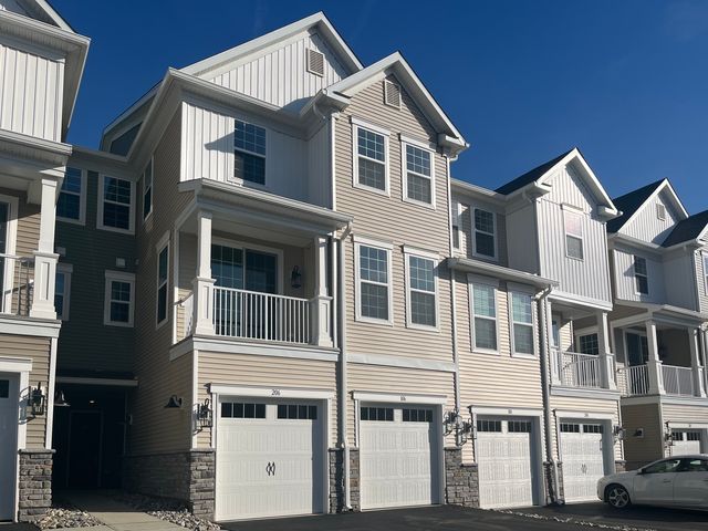 217 Myrtle Rd, Warren, NJ 07059