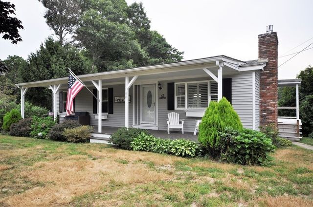 68 Herring Pond Rd, Plymouth, MA 02360