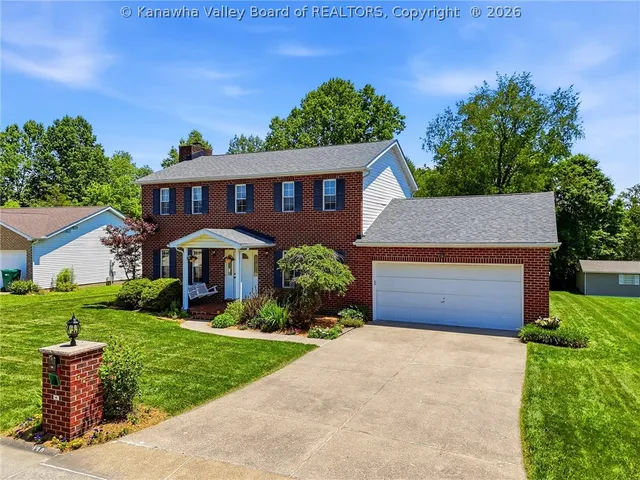 130 Moorefield Pl, Scott Depot, WV 25560