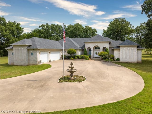 5300 E  Valley Rd, Fort Smith, AR 72903