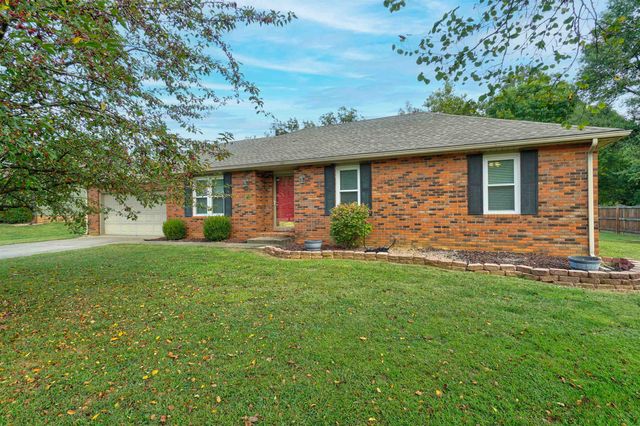 1553 Camelot Dr, Henderson, KY 42420