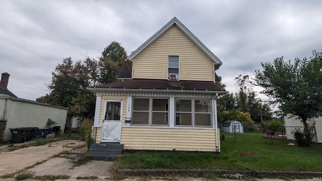 1308 Ford St, South Bend, IN 46619