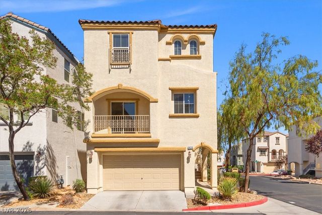 9520 Color Rock Ct, Las Vegas, NV 89178