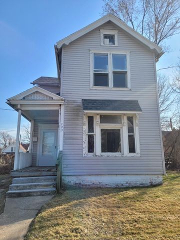 909 Vance St, Toledo, OH 43607