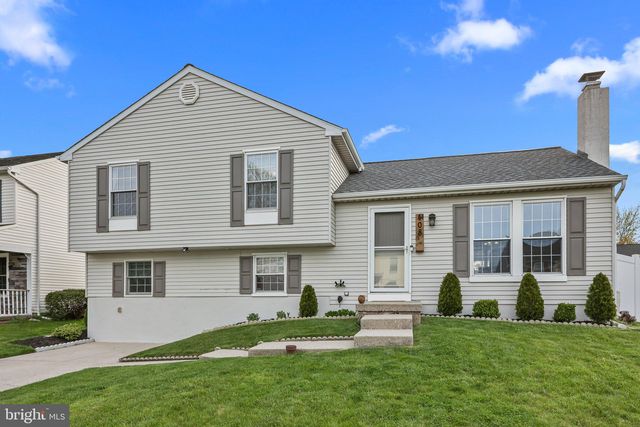 408 Justice Ln, Morrisville, PA 19067
