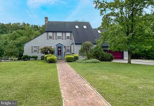 552 Hereford Ln, Mickleton, NJ 08056