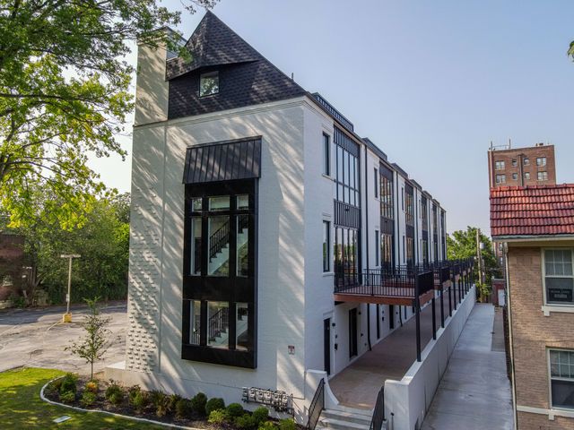 4201 W  Pine Blvd #103, Saint Louis, MO 63108