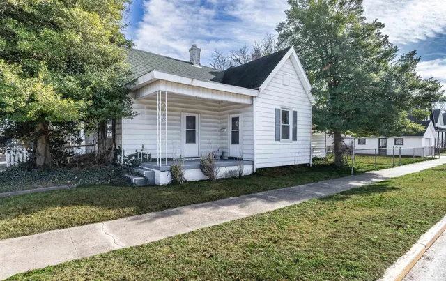 2520 W  Maryland St, Evansville, IN 47712