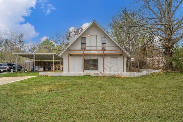 2190 Shiloh St, Paris, TX 75460