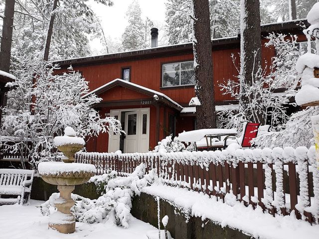 52805 Idyllmont Rd, Idyllwild, CA 92549