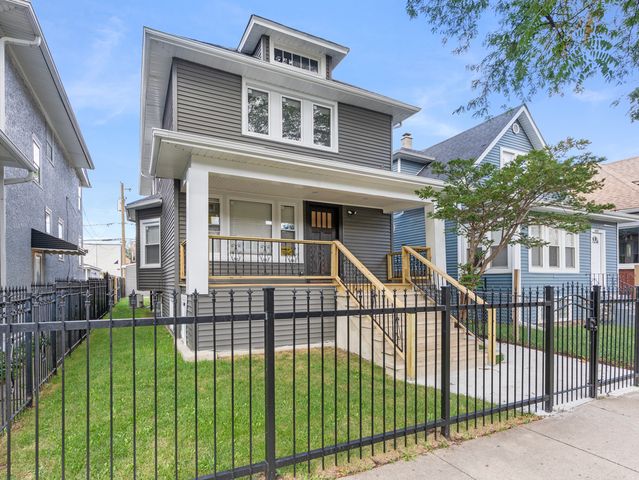 1048 N  Lawler Ave, Chicago, IL 60651