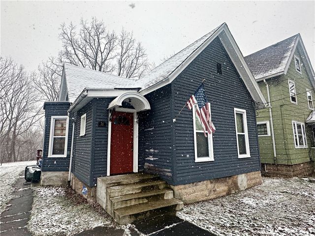 23 Cottage St, Rochester, NY 14608