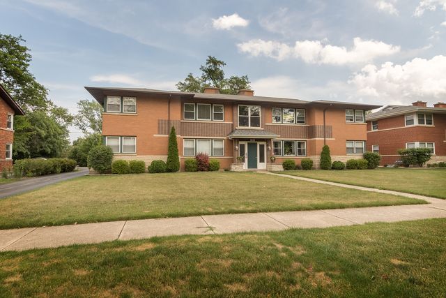 1311 Balmoral Ave #2N, Westchester, IL 60154
